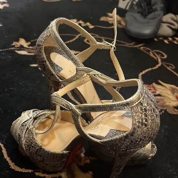 Limited Black/Silver sparkle Round Chick Christian Louboutin - Picture 5 of 5